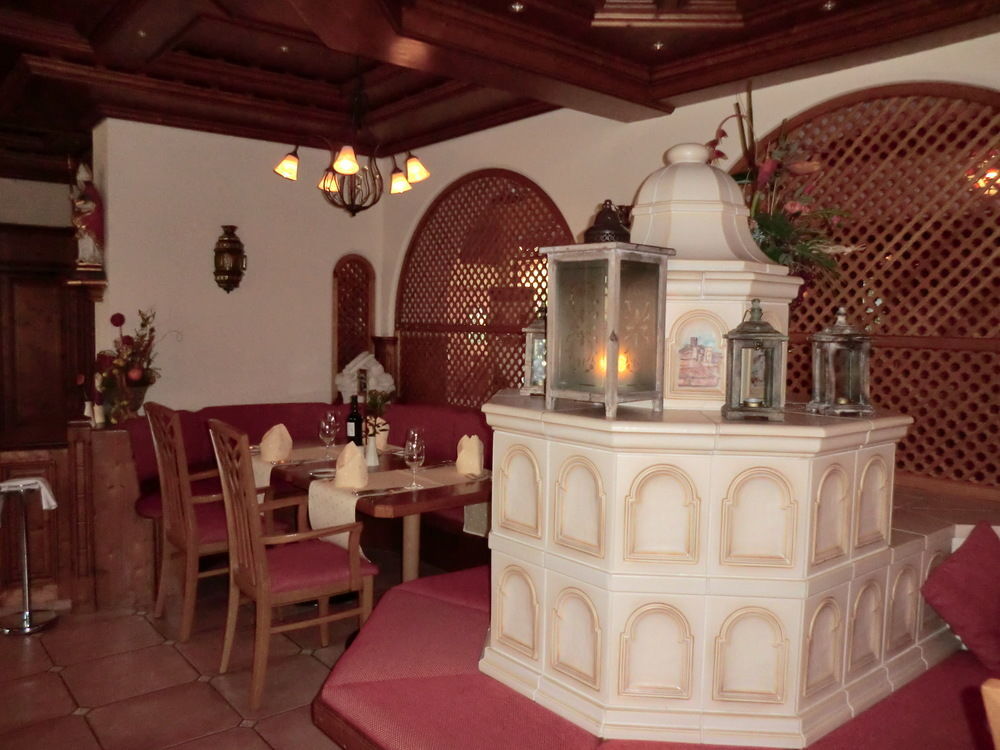 Hotel Spanischer Hof Groeditz Ngoại thất bức ảnh