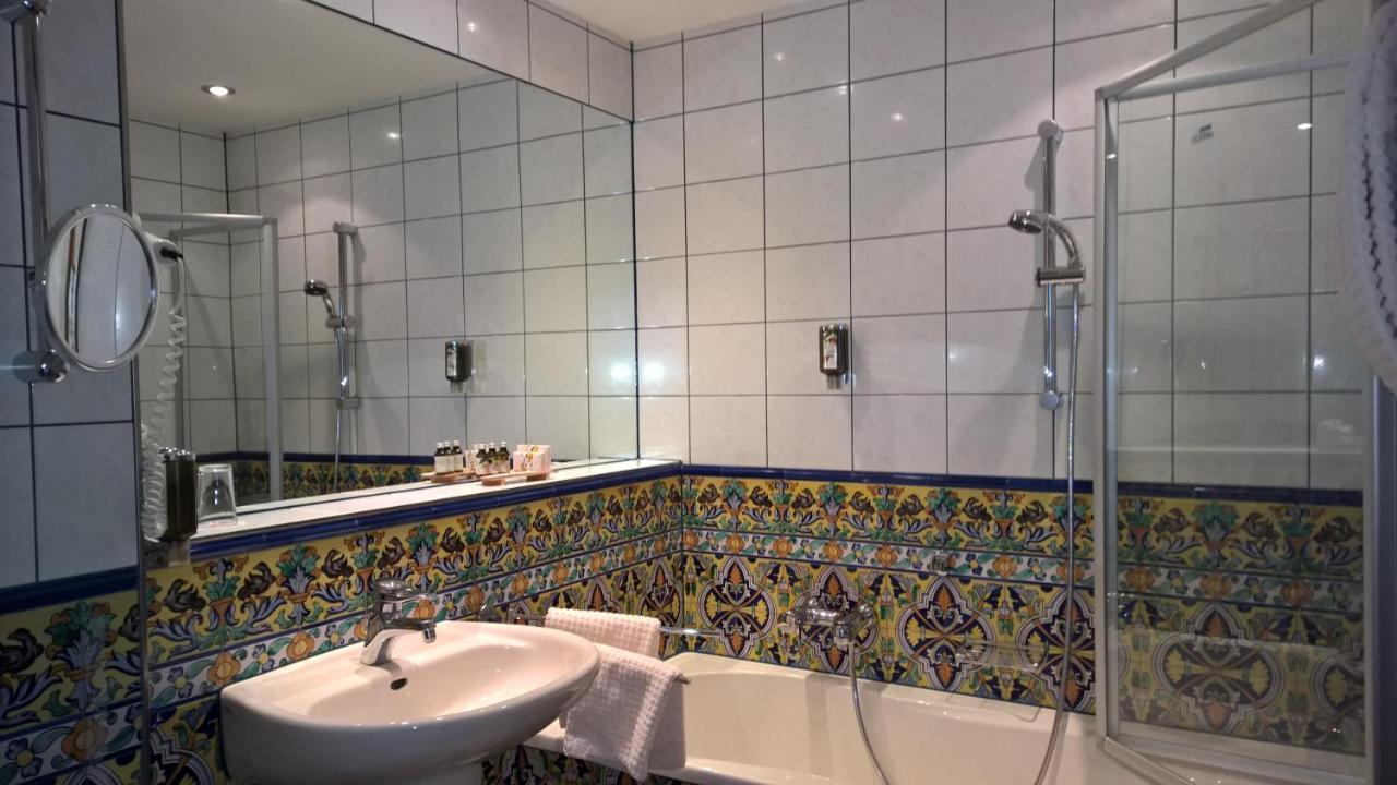 Hotel Spanischer Hof Groeditz Ngoại thất bức ảnh