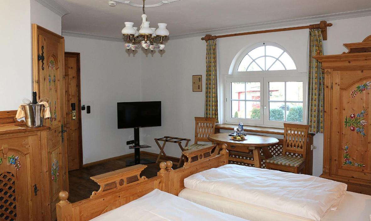 Hotel Spanischer Hof Groeditz Ngoại thất bức ảnh