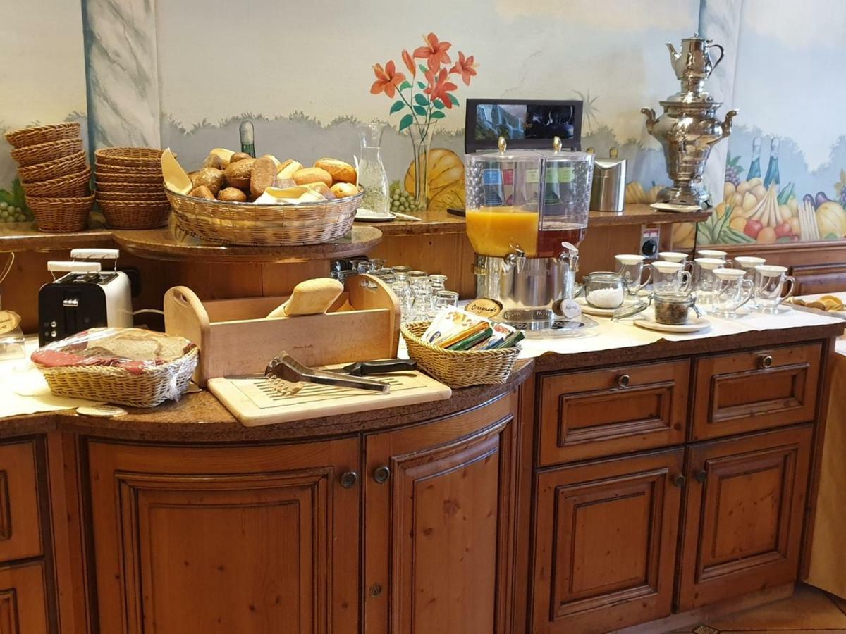 Hotel Spanischer Hof Groeditz Ngoại thất bức ảnh
